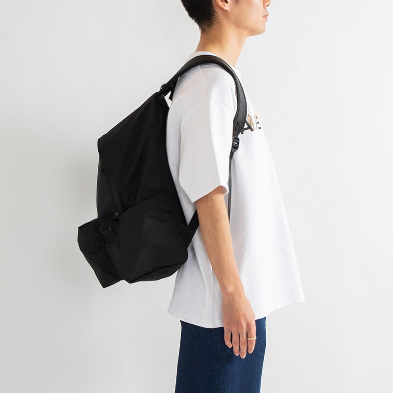 Logo Big Back Pack