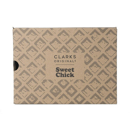 CLARKS ORIGINALS × SWEET CHICK ( クラークス オリジナルス )  Wallabee Boot ワラビー ブーツ