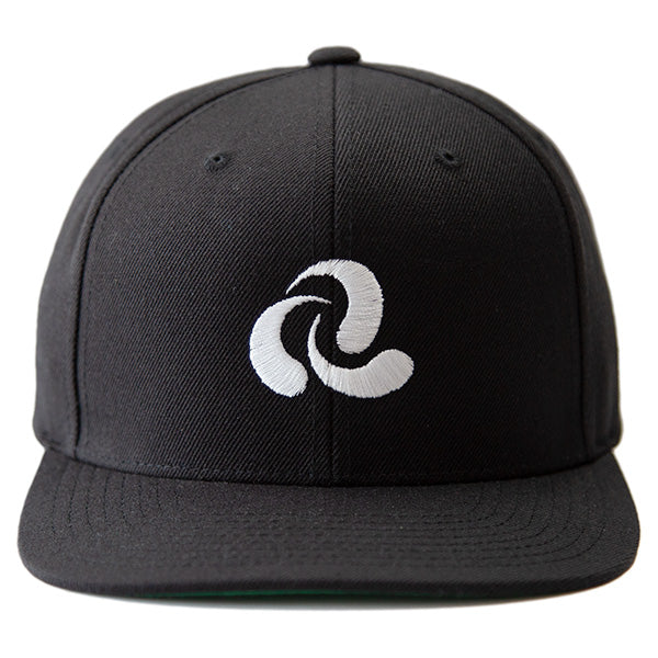 Basic Logo Snapback Cap